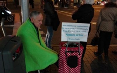Mercadillo por las personas sin techo